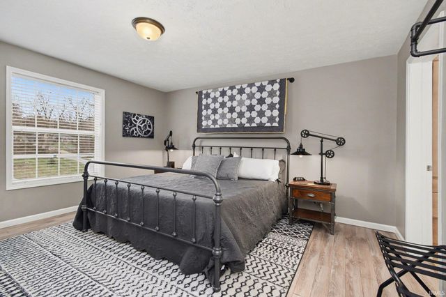 21654 W Ireland Road, South Bend, IN 46614