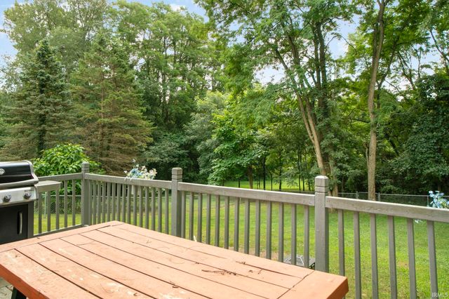 21654 W Ireland Road, South Bend, IN 46614