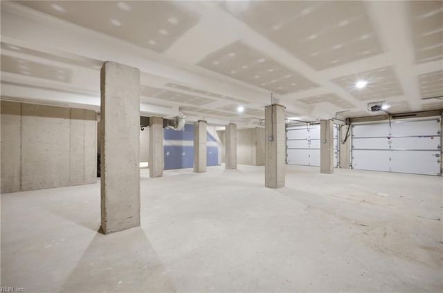 58 N Lawson RD, Poquoson, VA 23662