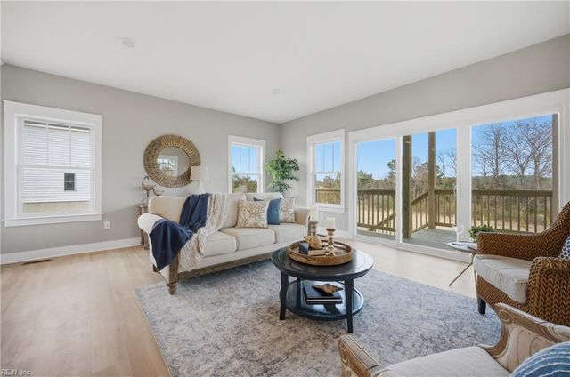 58 N Lawson RD, Poquoson, VA 23662