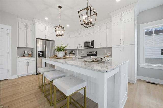 58 N Lawson RD, Poquoson, VA 23662