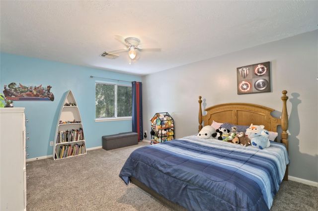 7110 Hayden Drive, Magnolia, TX 77354