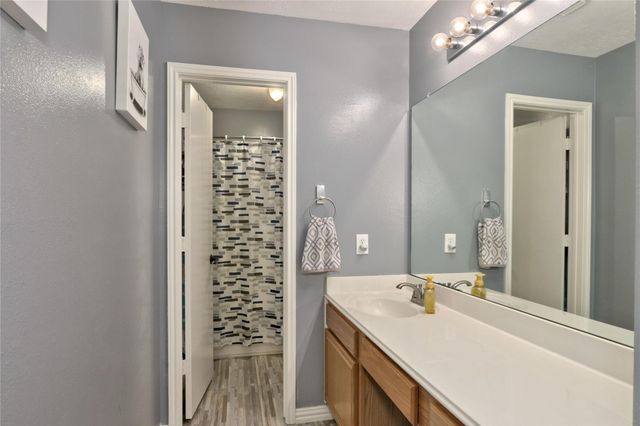 7110 Hayden Drive, Magnolia, TX 77354