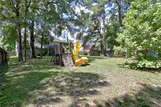 7110 Hayden Drive, Magnolia, TX 77354