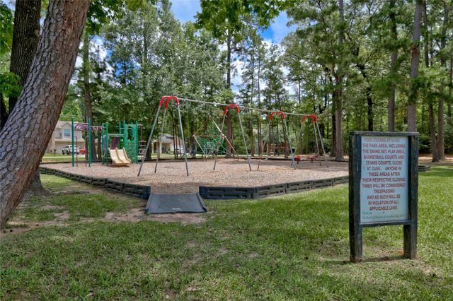 7110 Hayden Drive, Magnolia, TX 77354
