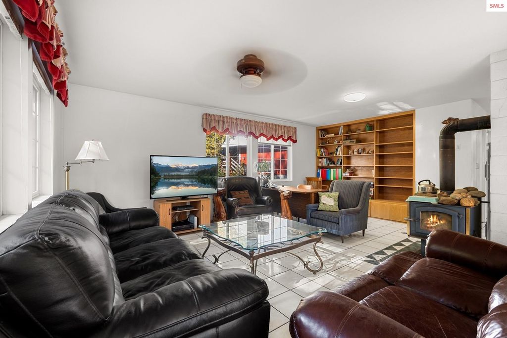 6684 Upper Pack River Rd, Sandpoint, ID 83864 photo 12