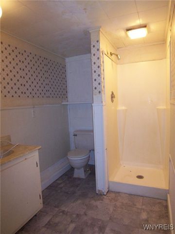 8 Lawrence Avenue, Pembroke, NY 14036