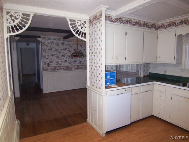 8 Lawrence Avenue, Pembroke, NY 14036