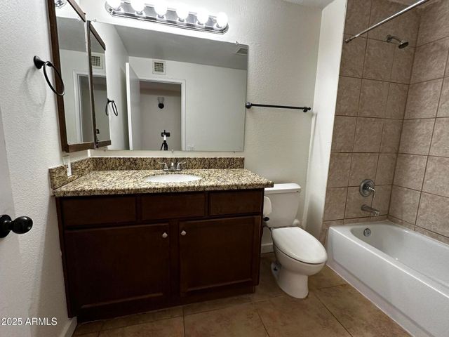 523 N OMAHA Circle, Mesa, AZ 85205