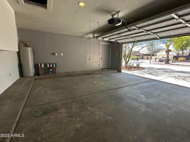 523 N OMAHA Circle, Mesa, AZ 85205