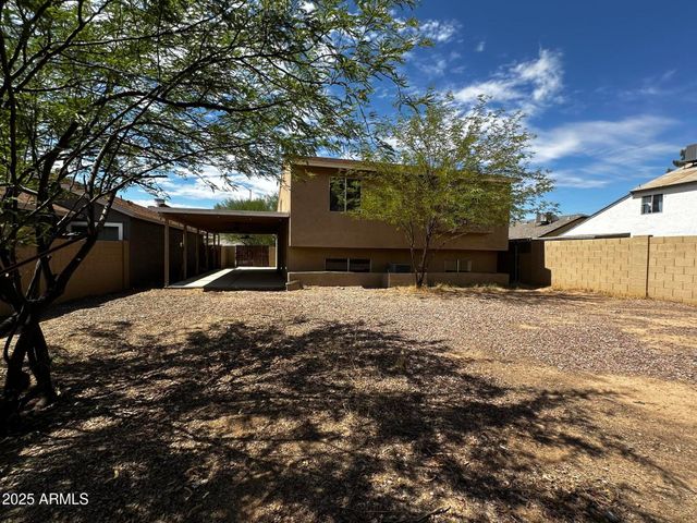 523 N OMAHA Circle, Mesa, AZ 85205