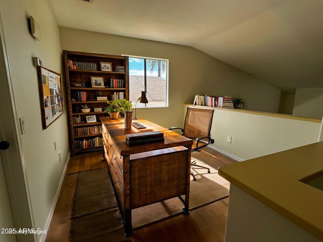 523 N OMAHA Circle, Mesa, AZ 85205