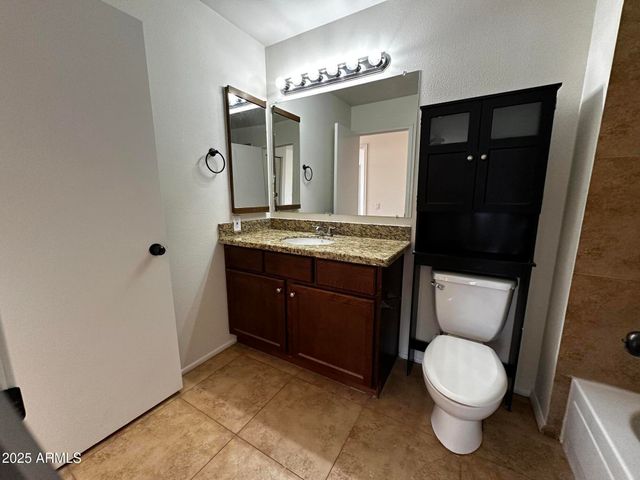 523 N OMAHA Circle, Mesa, AZ 85205