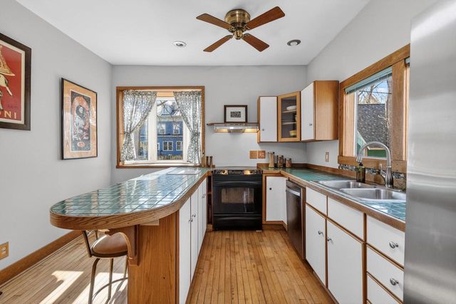 1137 Elizabeth Street, Madison, WI 53703