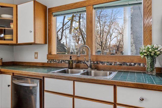 1137 Elizabeth Street, Madison, WI 53703