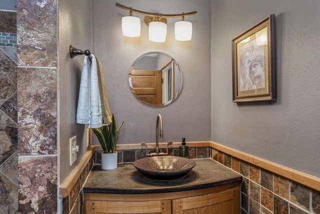 1137 Elizabeth Street, Madison, WI 53703