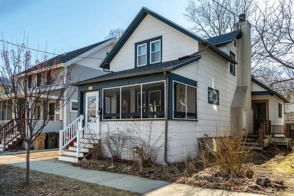 1137 Elizabeth Street, Madison, WI 53703