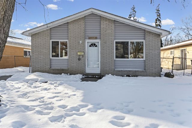 6512 Syracuse Street, Taylor, MI 48180