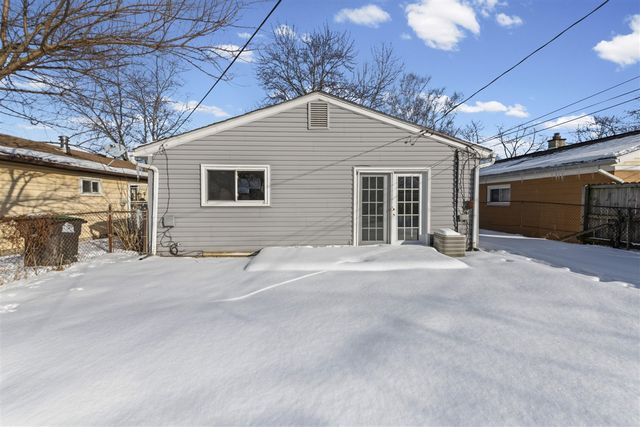 6512 Syracuse Street, Taylor, MI 48180