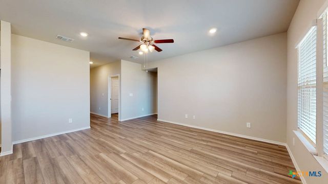 405 Hector Loop, Georgetown, TX 78626