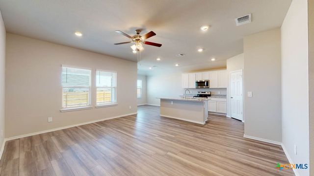 405 Hector Loop, Georgetown, TX 78626