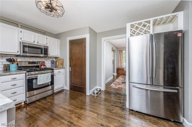 1324 Colegate Drive, Marietta, OH 45750