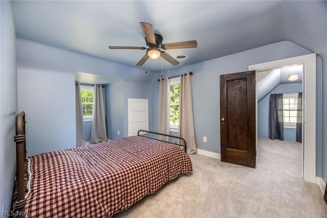 1324 Colegate Drive, Marietta, OH 45750