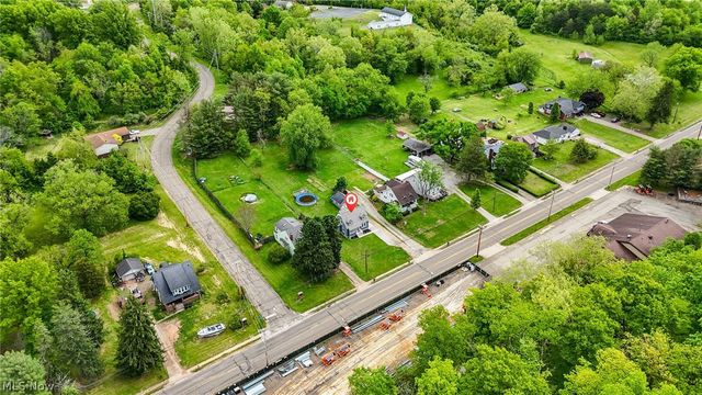 1324 Colegate Drive, Marietta, OH 45750