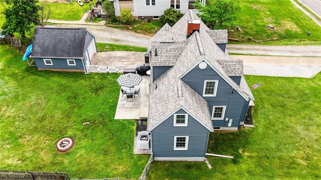 1324 Colegate Drive, Marietta, OH 45750