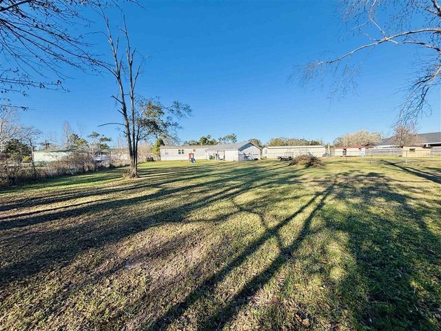 114 Thicket Road, Sulphur, LA 70663