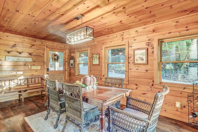 28 Rowland Pointe, Morganton, GA 30560