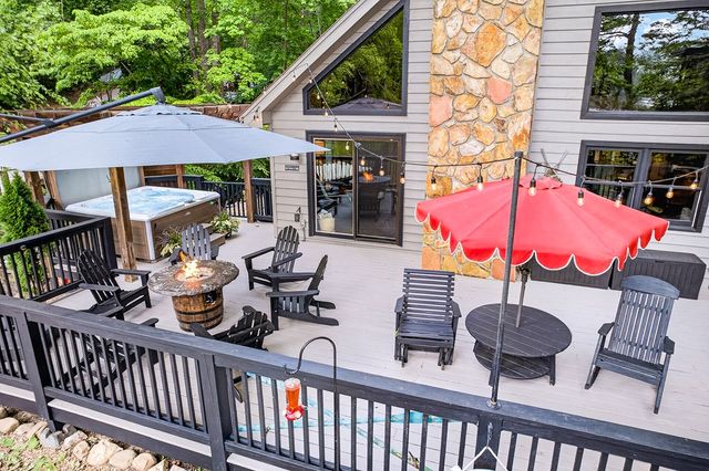 28 Rowland Pointe, Morganton, GA 30560
