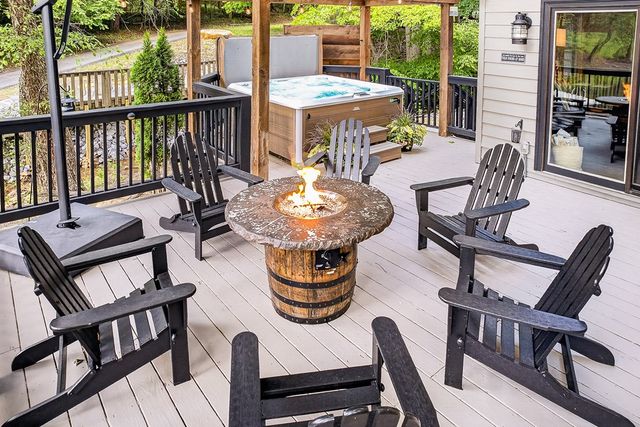 28 Rowland Pointe, Morganton, GA 30560