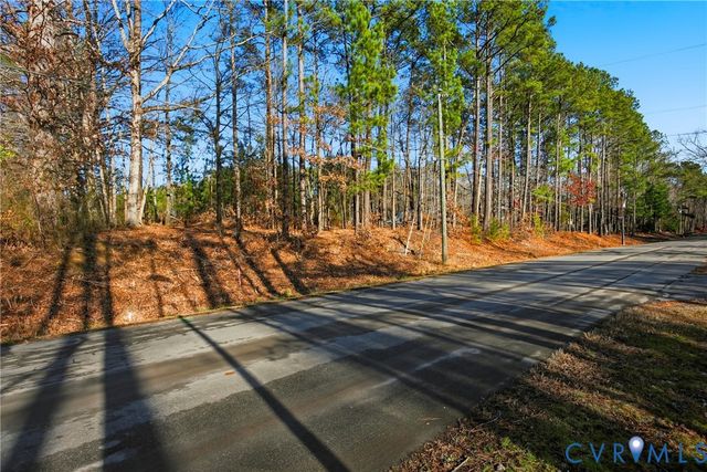 1675 Meadow Rd, Sandston, VA 23150