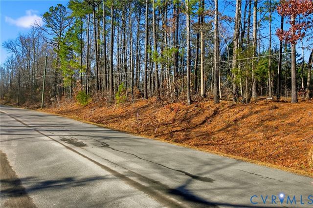 1675 Meadow Rd, Sandston, VA 23150
