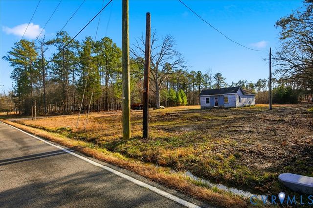 1675 Meadow Rd, Sandston, VA 23150