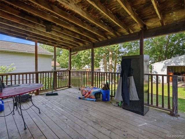 15714 Mcguire Street, Taylor, MI 48180