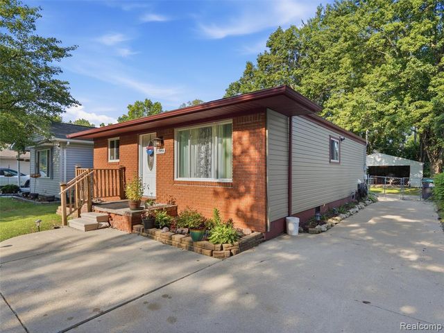 15714 Mcguire Street, Taylor, MI 48180
