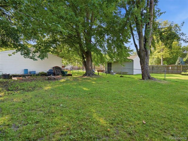 15714 Mcguire Street, Taylor, MI 48180