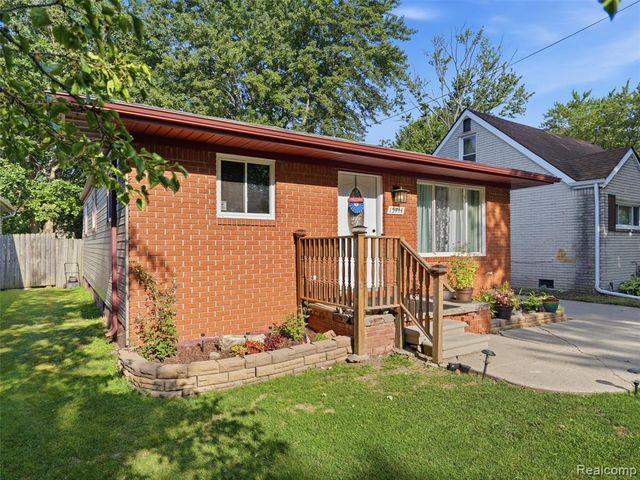 15714 Mcguire Street, Taylor, MI 48180