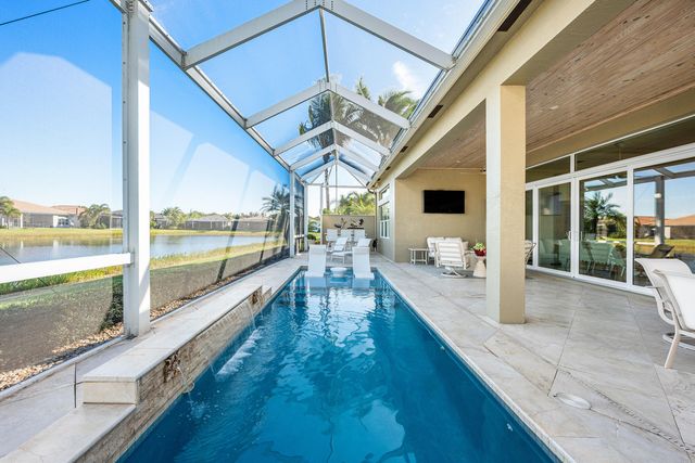 8241 Pyramid Peak Lane, Boynton Beach, FL 33473