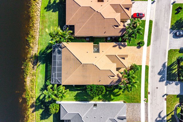 8241 Pyramid Peak Lane, Boynton Beach, FL 33473