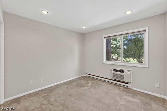 102 Federal Hill Rd 102, Pompton Lakes Boro, NJ 07442