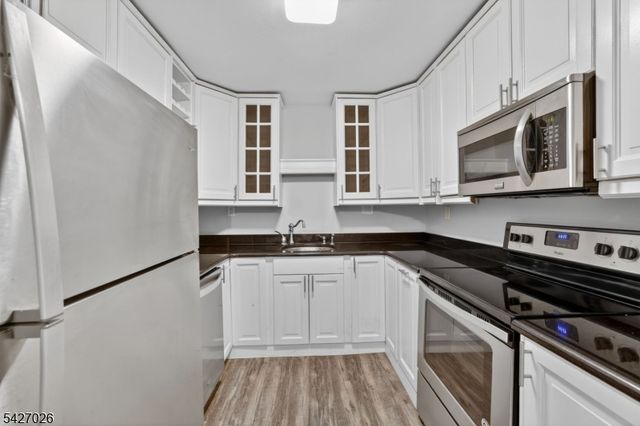 102 Federal Hill Rd 102, Pompton Lakes Boro, NJ 07442