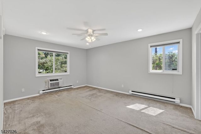 102 Federal Hill Rd 102, Pompton Lakes Boro, NJ 07442