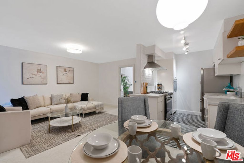 2311 4th Street 219, Santa Monica, CA 90405