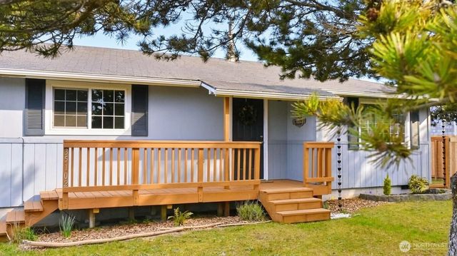 35102 H Place, Ocean Park, WA 98640
