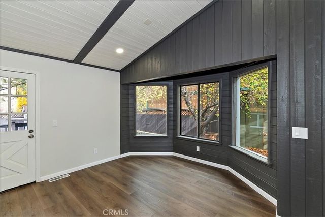 42736 Tannenbaum Platz, Big Bear Lake, CA 92315