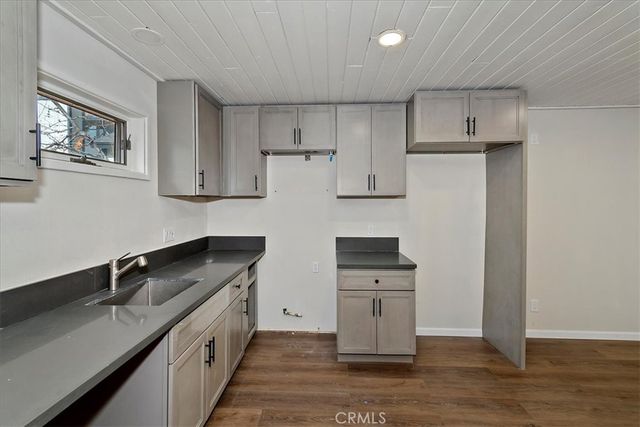 42736 Tannenbaum Platz, Big Bear Lake, CA 92315