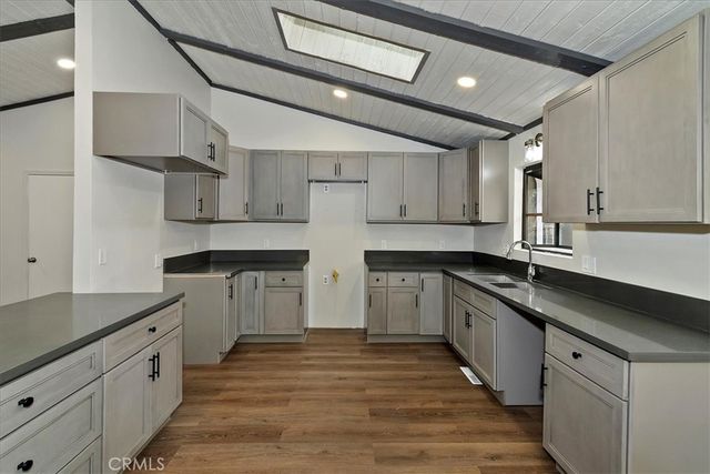 42736 Tannenbaum Platz, Big Bear Lake, CA 92315